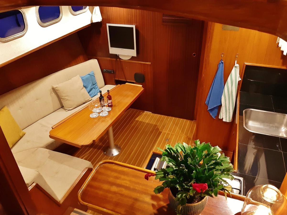 Hotel Motor Yacht Almaz Ámsterdam Exterior foto